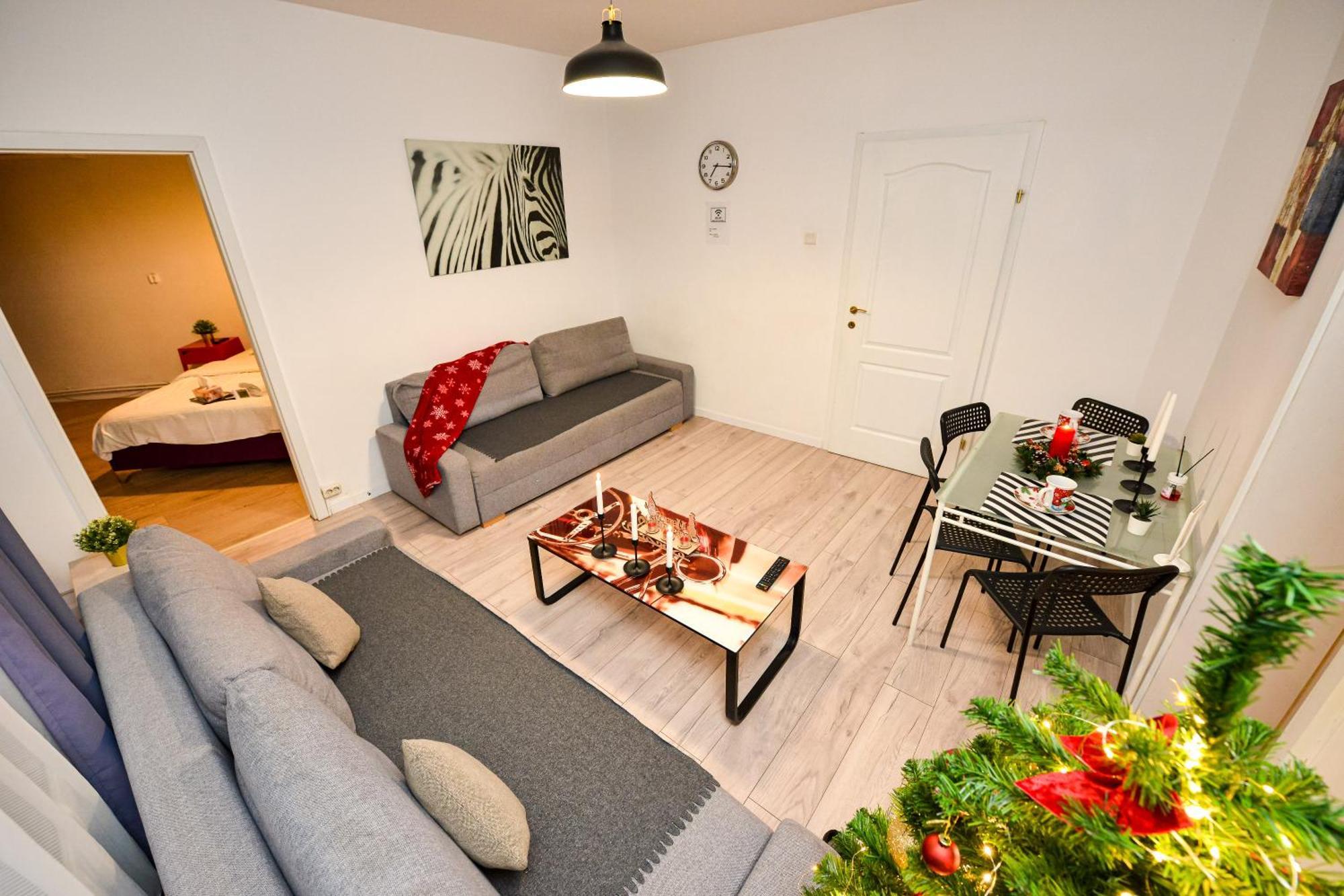 Ideal Accommodation City Center Bukarest Eksteriør billede